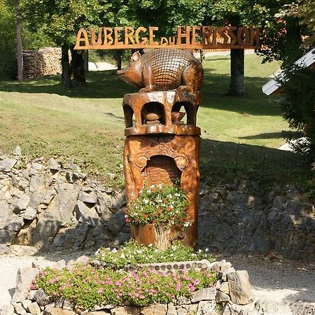 La Chaux-du-Dombief Auberge Du Herisson מראה חיצוני תמונה