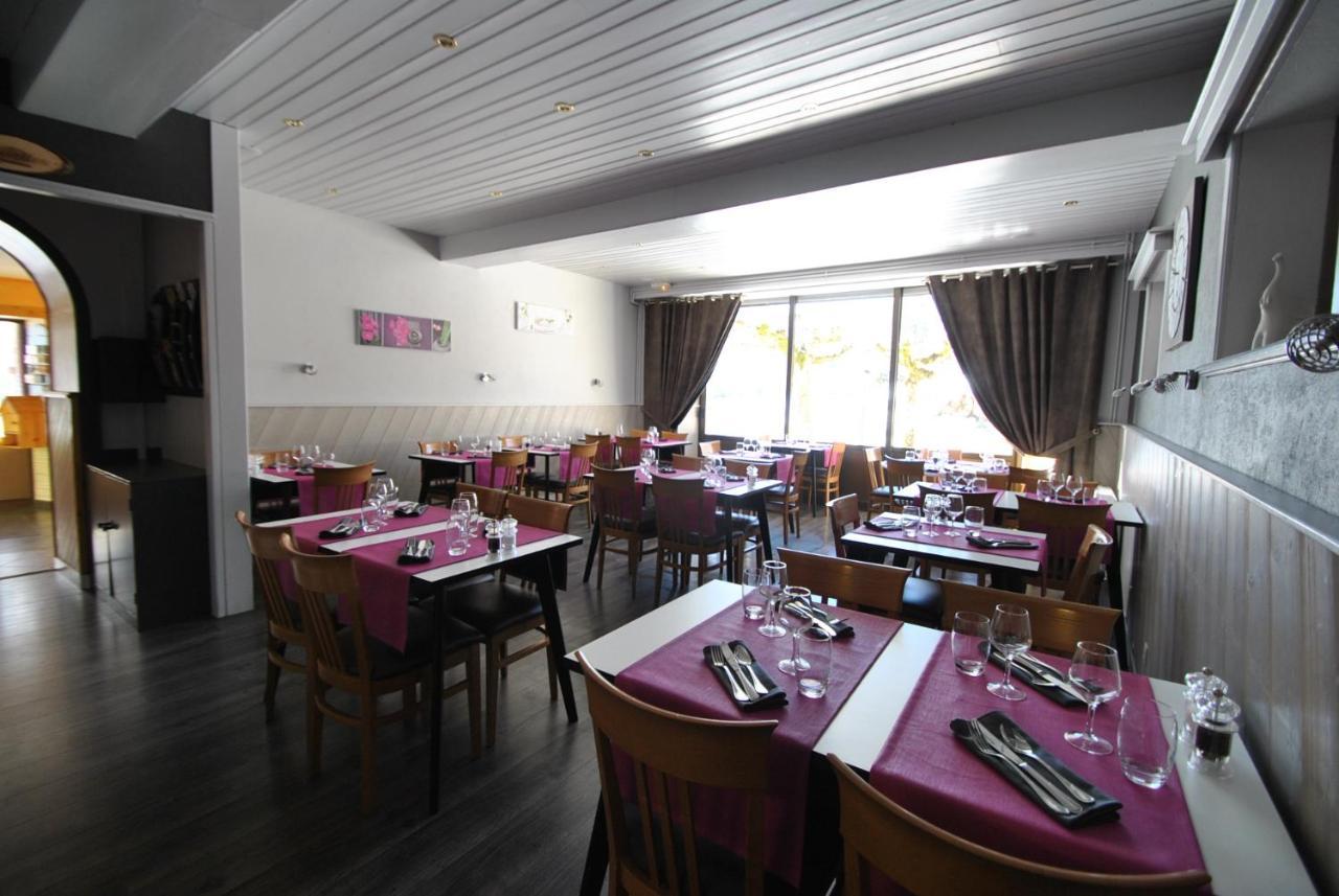 La Chaux-du-Dombief Auberge Du Herisson מראה חיצוני תמונה